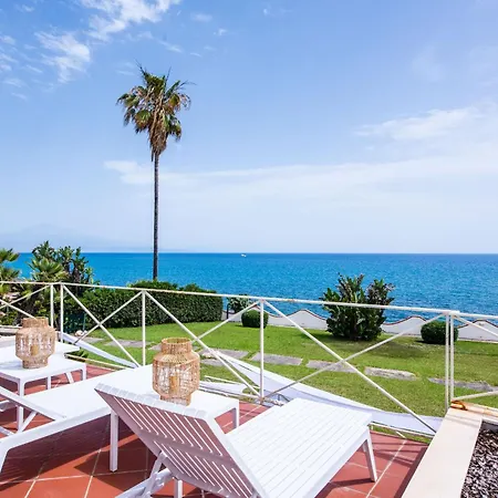 Villa Acqua Saracena By Wonderful Italy *